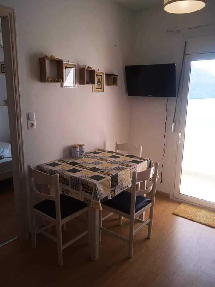 Kalymnos Platy Gialos Mousellis Makis Apartments Panormos  Екстер'єр фото