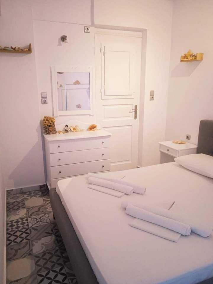 Kalymnos Platy Gialos Mousellis Makis Apartments Panormos  Екстер'єр фото