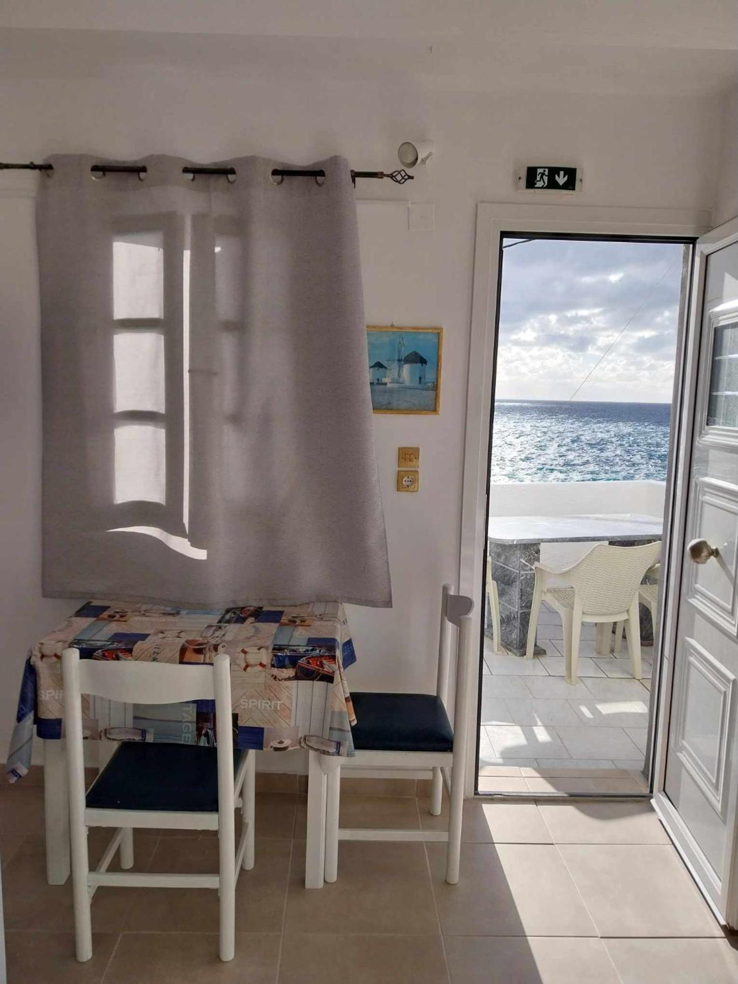 Kalymnos Platy Gialos Mousellis Makis Apartments Panormos  Екстер'єр фото