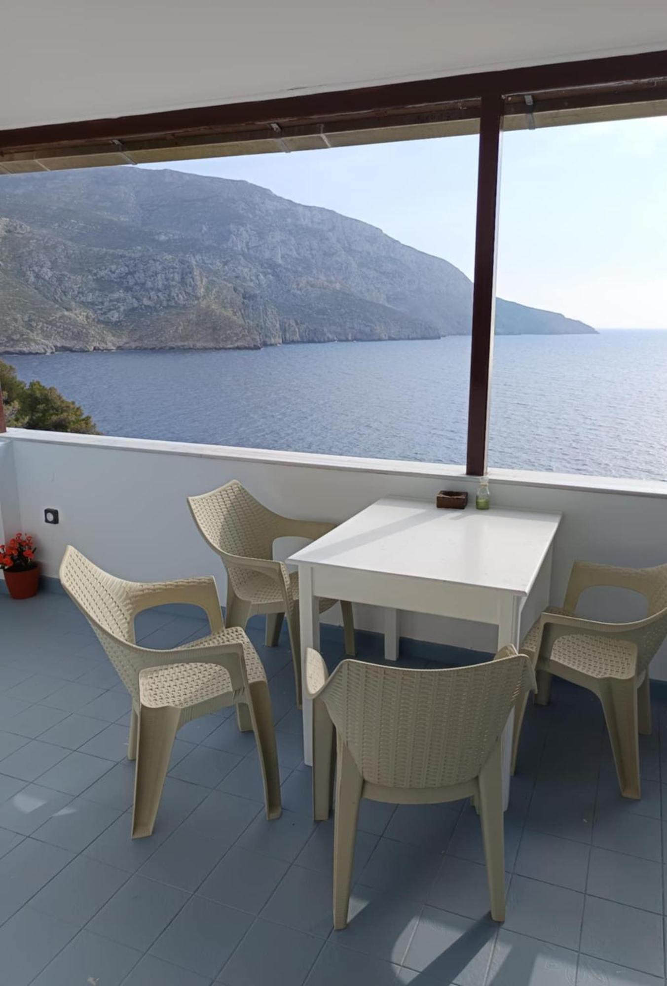 Kalymnos Platy Gialos Mousellis Makis Apartments Panormos  Екстер'єр фото